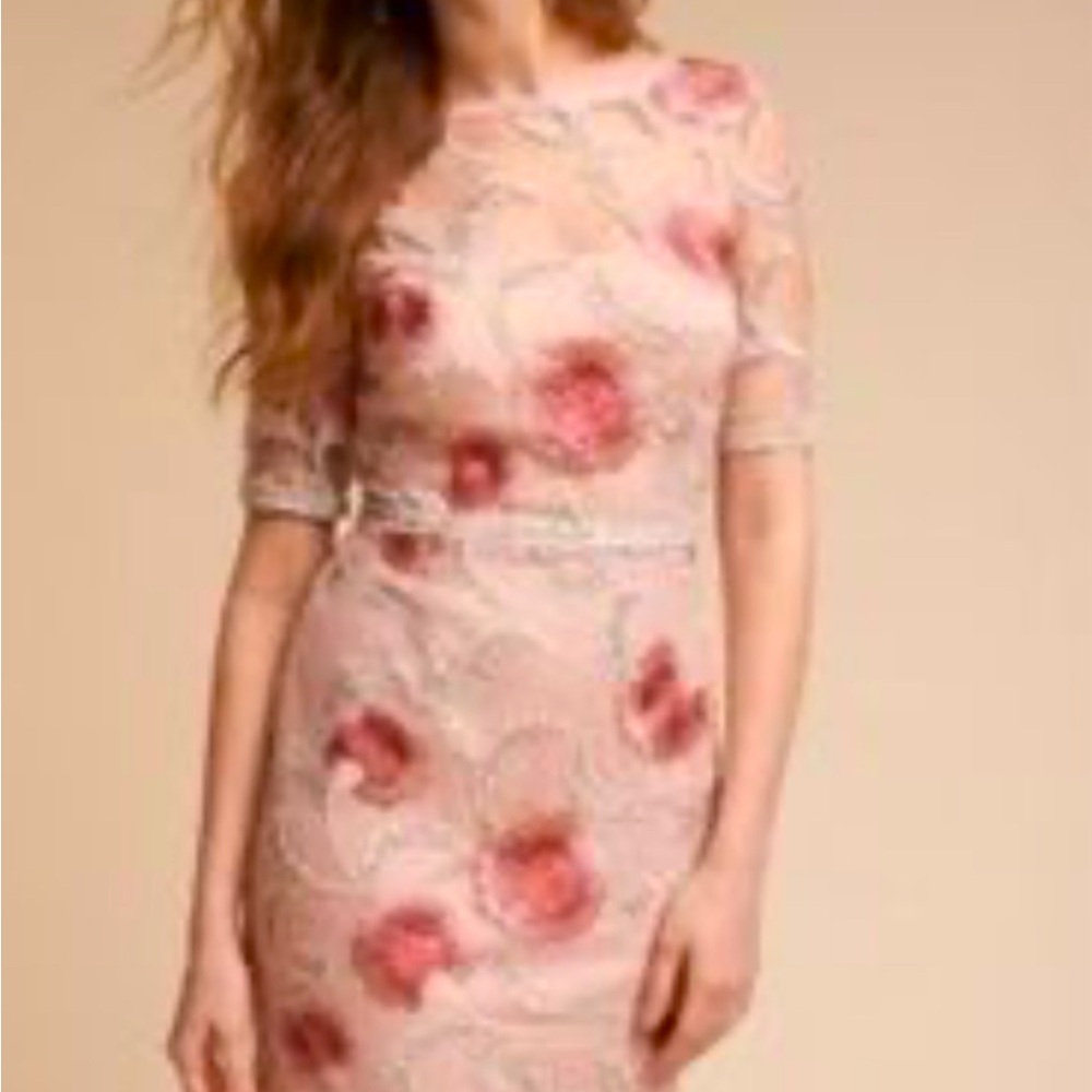 Stunning Adrianna Papell floral dress.Wore it once for a wedding in a vineyard.